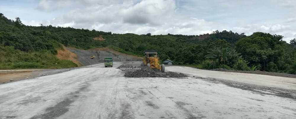 Kondisi Lapter Pujungan yang kini sedang dalam proses peningkatan kualitas runway-nya