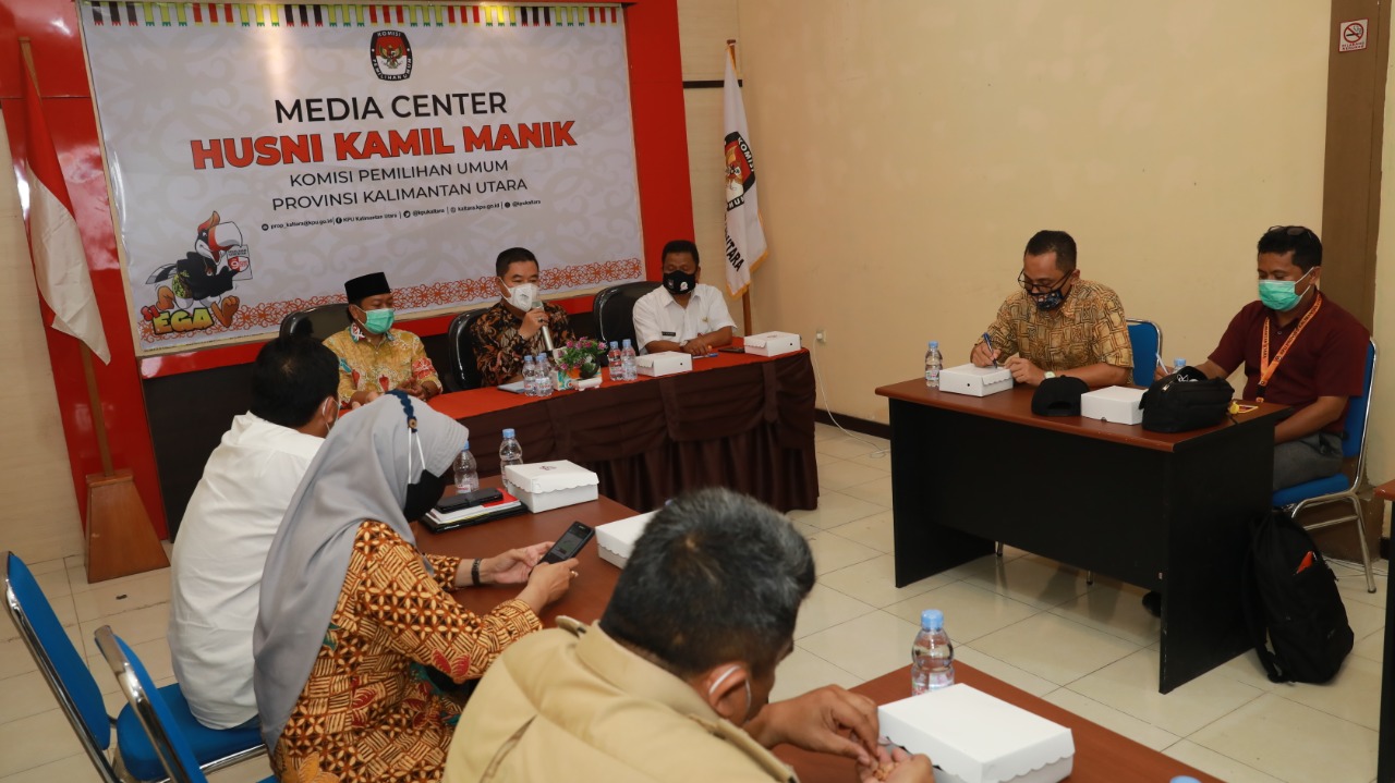 Pjs Gubernur Kaltara saat berkunjung ke KPU Kaltara