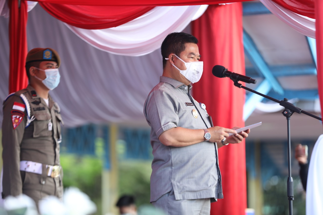 Pjs Gubernur Kaltara Teguh Setyabudi saat memimpin Apel Siaga Pilkada Serentak Tahun 2020