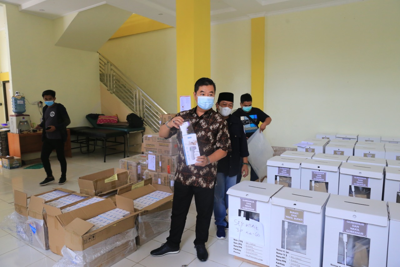 Pjs Guberur Kaltara saat meninjau kesiapan Pemilukada Serentak 2020 di Kaltara