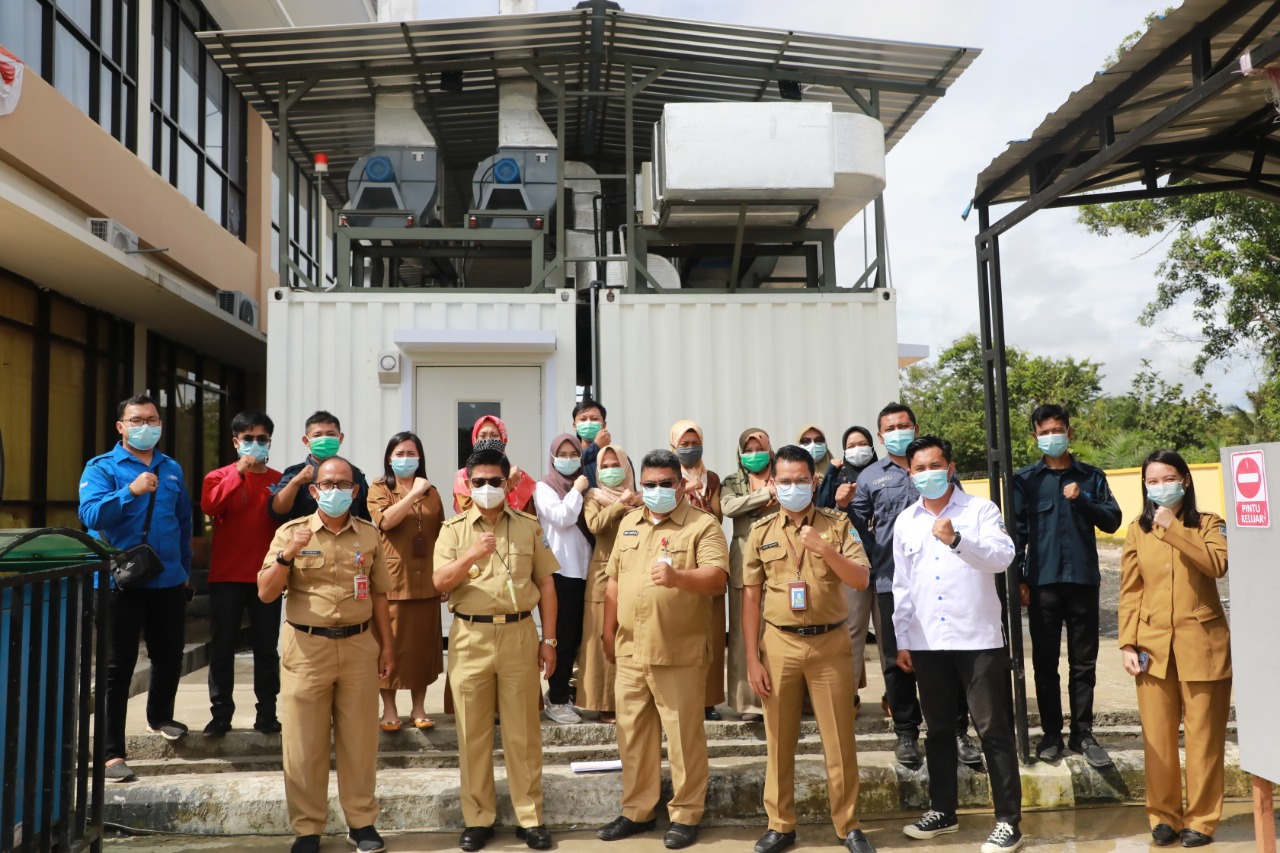 Gubernur Kaltara Dr. H Irianto Lambrie saat mengunjungi Kantor Dinas Kesehatan Provinsi Kaltara