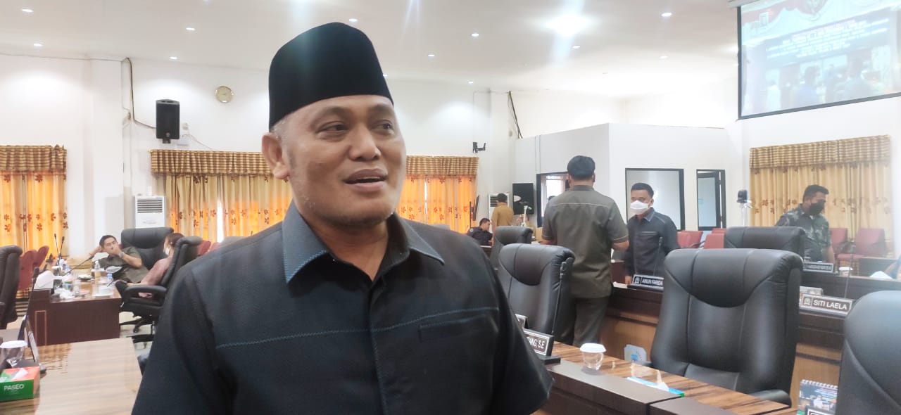 Sekertaris Fraksi Gerindra, Yancong
